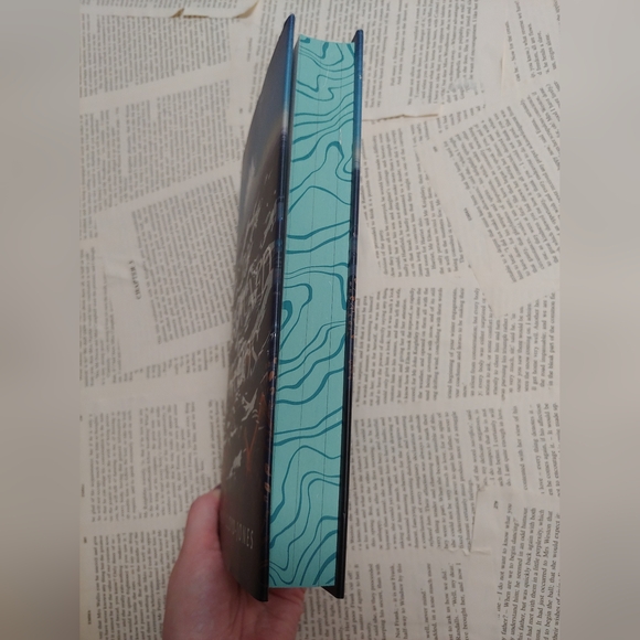 Illumicrate Special Edition of The Drowned Woods by Emily Llyod-Jones - Picture 2 of 8